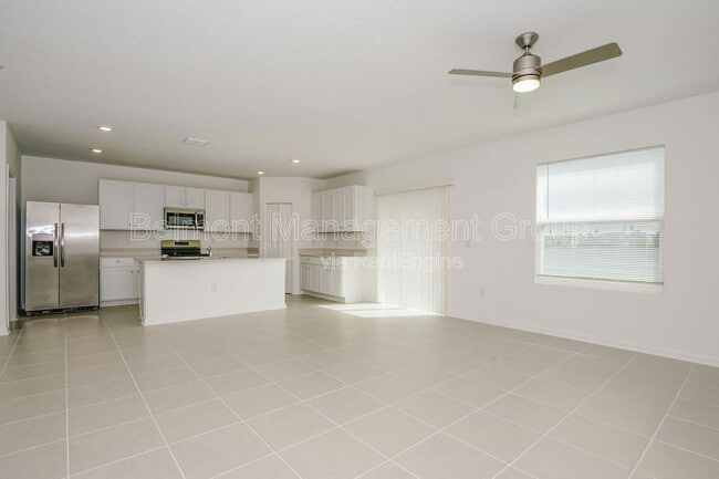Photo - 1212 Belle Isle Ln