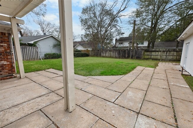 Photo - 302 Shadow Creek Dr