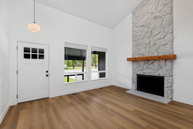 Photo - 24728 Marlene Way Unidad Marlene Way, 24728,  B