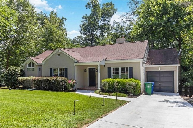 Photo - 2014 Westminster Way NE