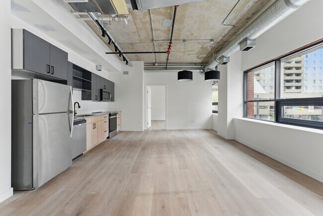 Building Photo - The Loft