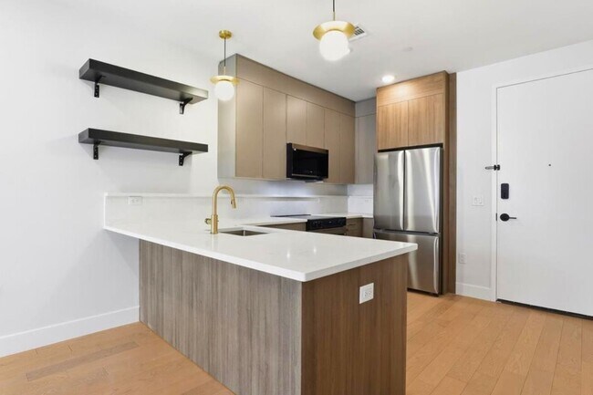 Photo - 35 Orchard St