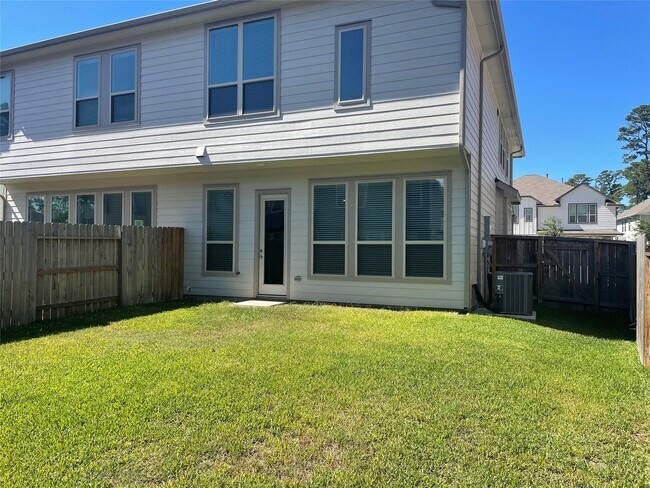Photo - 621 Aspen Falls Ct