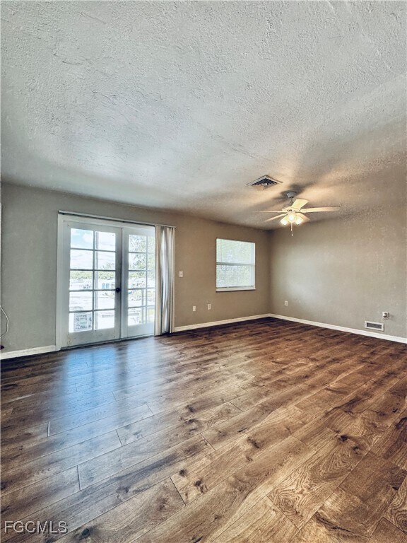 Photo - 14944 Wise Way