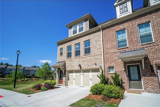 Photo - 1595 Ridgebrook Downs