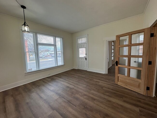 Photo - L1004 Unit 01