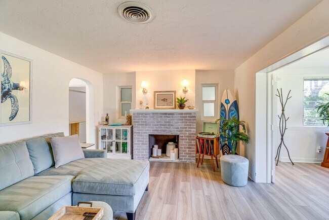 Photo - 2042 37th Ave Unit SI ID1546151P