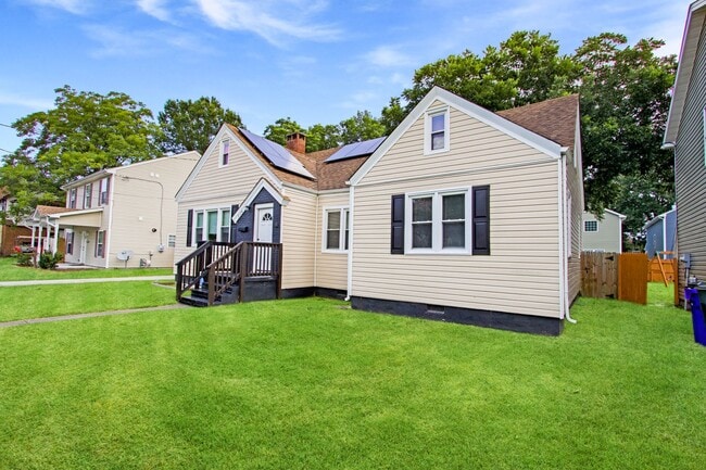 Photo - Move In Ready 5 Bedroom Cap Cod!