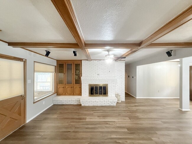 Photo - 3-Bedroom Home for Lease in Grand Prairie – 2,331 Sq Ft