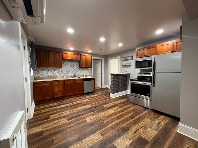 Photo - 1 bed and 1 bath unit