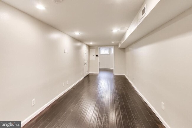 Photo - 1724 21st St NW