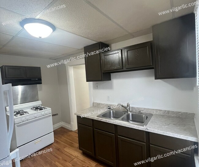 Photo - 778 Tyler St Unidad 2nd floor