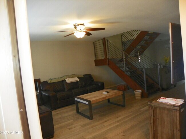 Photo - 4926 N 74th St