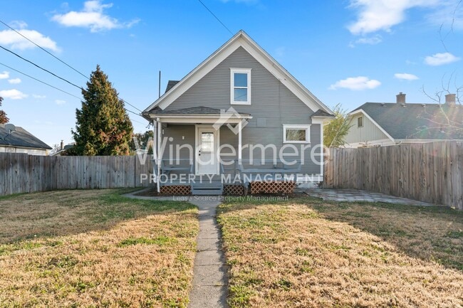 Photo - Beautiful 4-Bedroom Home In The Garland Di...