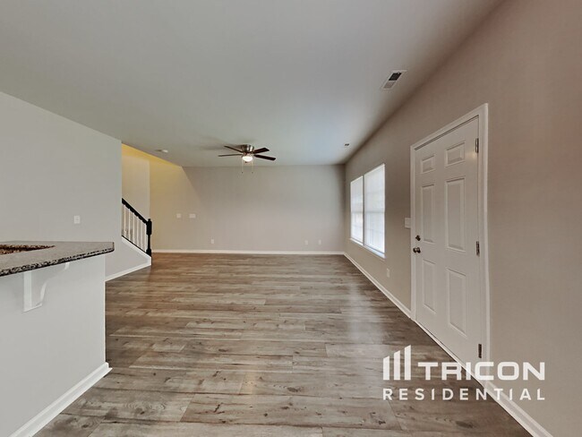 Photo - 240 Chesterbrook Ln House