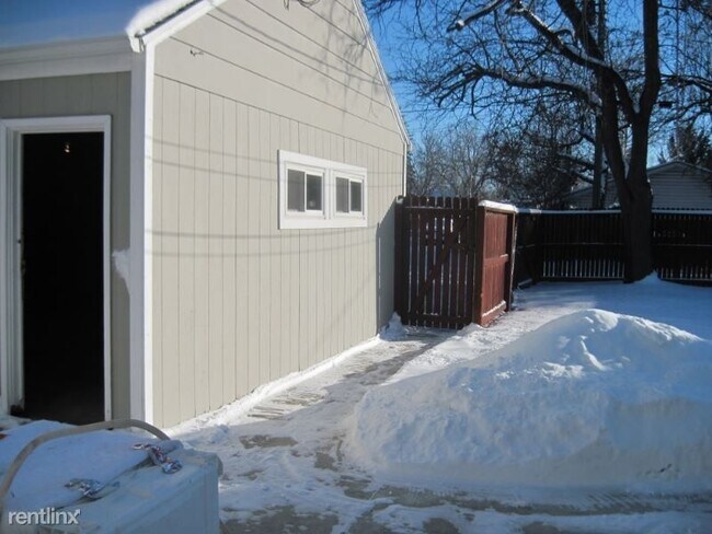 Photo - 540 1/2 Wyoming Ave