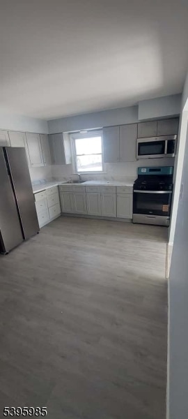 Photo - 16 Silkman Pl