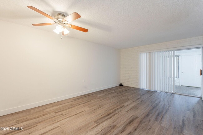 Photo - 13001 N 113th Ave