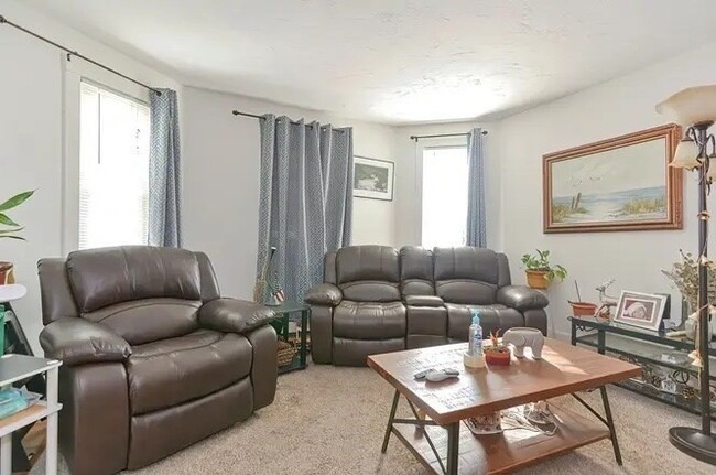 Photo - 36 Hollace St Unidad 1