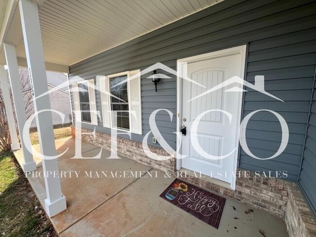 Photo - Spacious 3 bedroom 2.5 bedroom available in Moore!