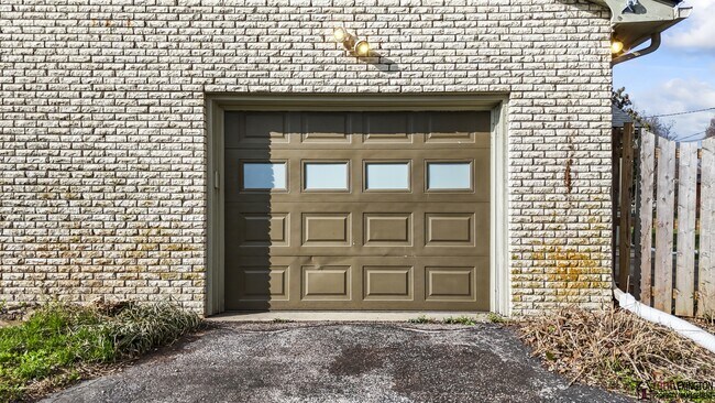 Photo - 152 Bayberry Rd