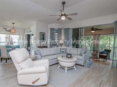 945 Carrick Bend Cir Unit 201