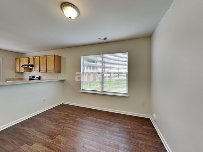 Photo - 251 N Fuquay Springs Ave