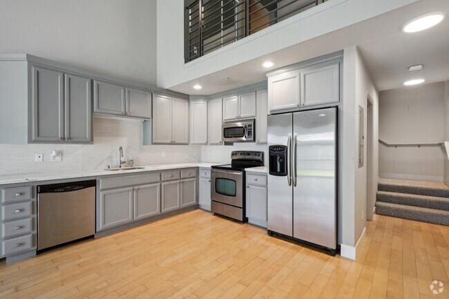 Building Photo - 139 Stillman St Rental