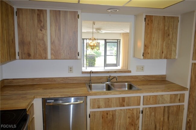 Photo - 4009 SE 11th Pl Unidad 201