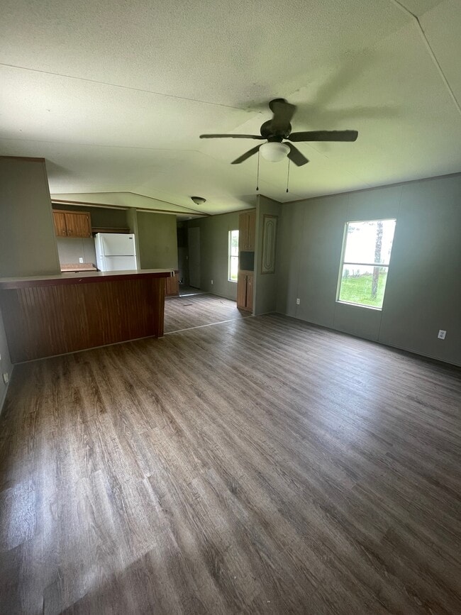 Photo - 1484 Joe Miller Rd