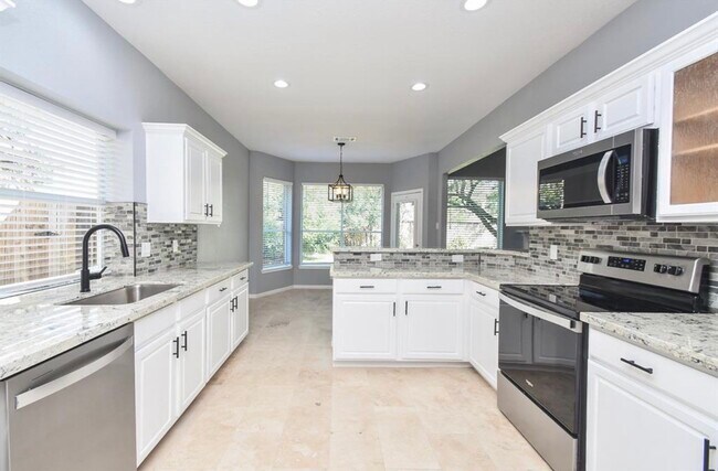 Photo - 18522 Autumn Park Dr