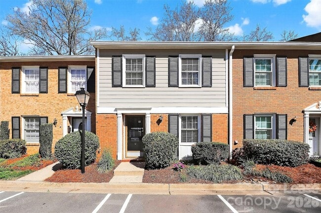 Building Photo - 4605 Hedgemore Dr