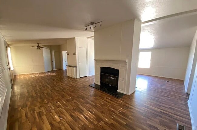 Photo - 4350 W Hammon Dr