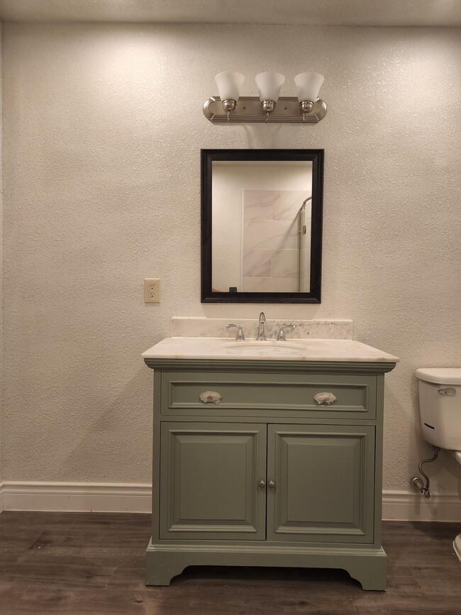 Photo - 4202 Kirby St