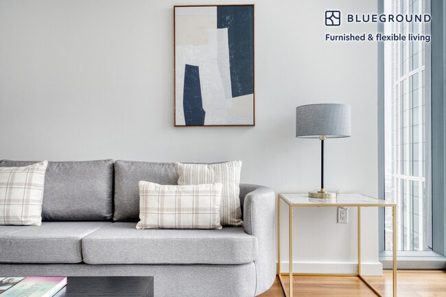 Photo - 399 Fremont St Unidad FL27-ID778