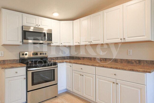 Photo - 1124 W Cinnabar Ave