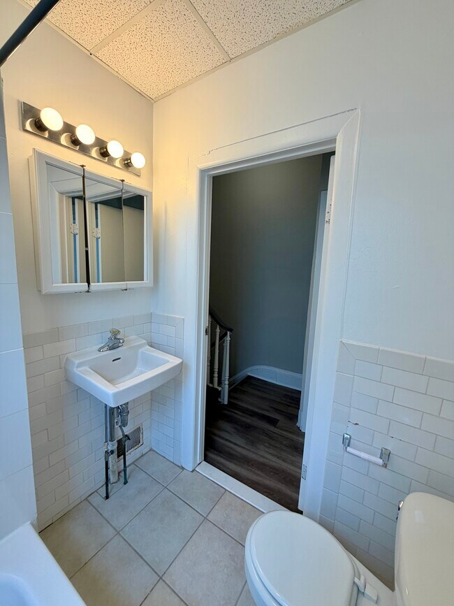 Photo - 4047 Sansom St