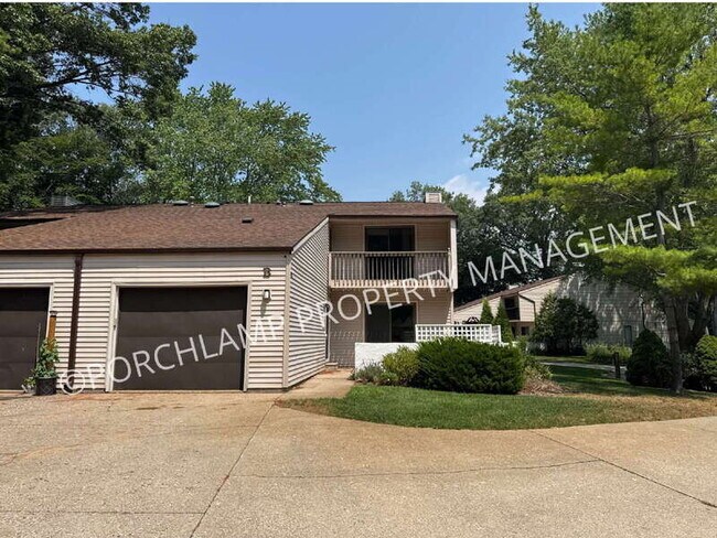 Building Photo - 17460 Dunewood Ct Unit #B