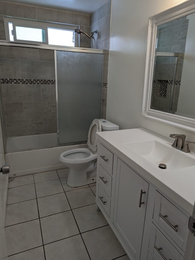 Photo - 20001 Arminta St