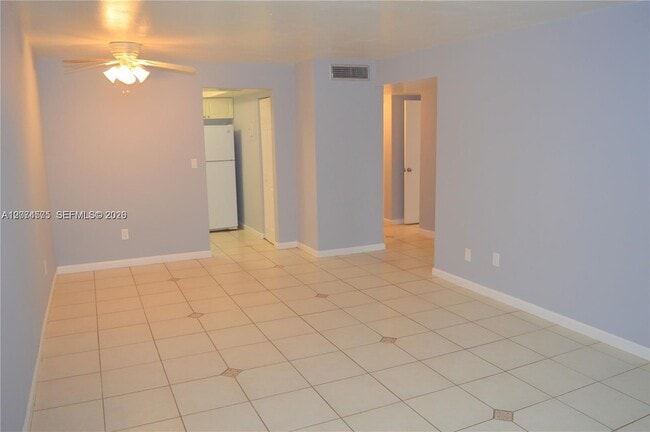 Photo - 1370 NE 119th St Unidad 137004