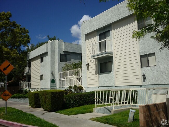 Building Photo - 11215 Camarillo Street, Rental