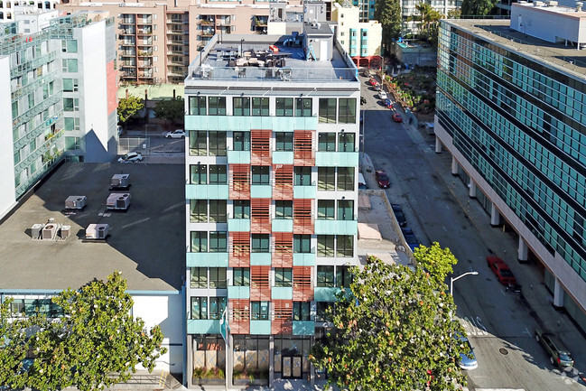 Aerial - 750 Harrison St Rental