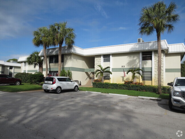 Building Photo - 2302 Sunrise Blvd Unit 3-208 Rental