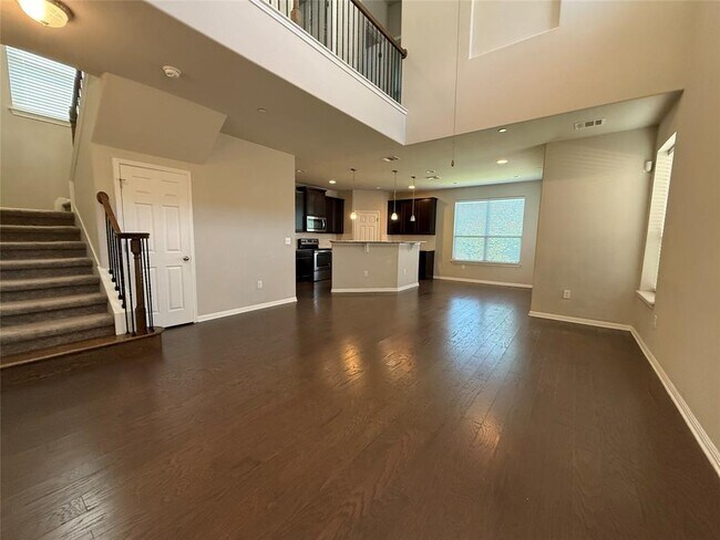 Photo - 3240 E Whitestone Blvd