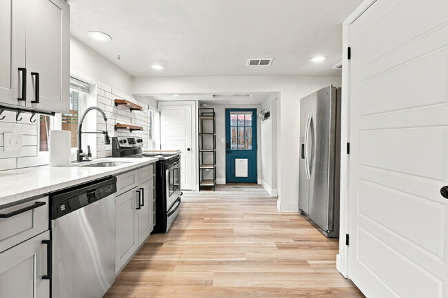 Photo - $2,420.95 with $300 Cleaning Voucher 2 Beds - 1 Bath, Single Family Home in Englewood with Privat...