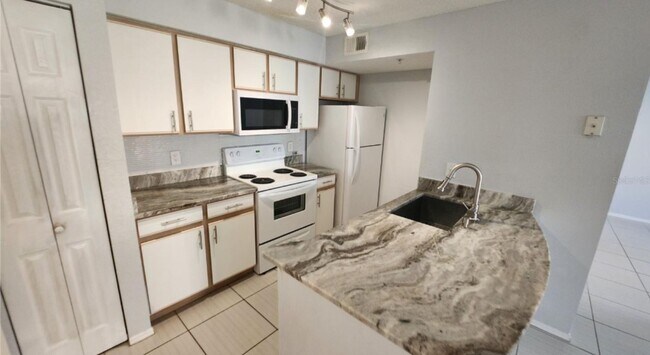 Photo - 2207 Antigua Pl