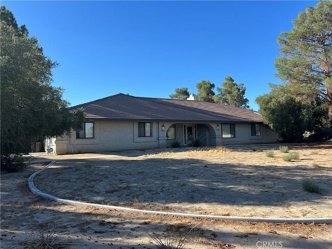Building Photo - 19355 Tomahawk Rd Rental