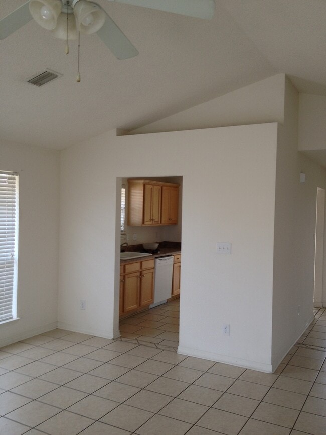 Photo - 3/2 with garage in Hampton Park of Foley