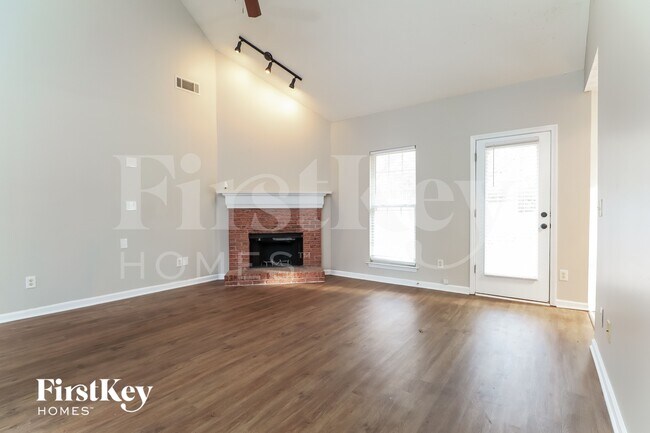 Photo - 85 Vinny's Way