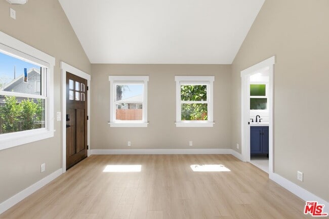 Photo - 3102 5th Ave